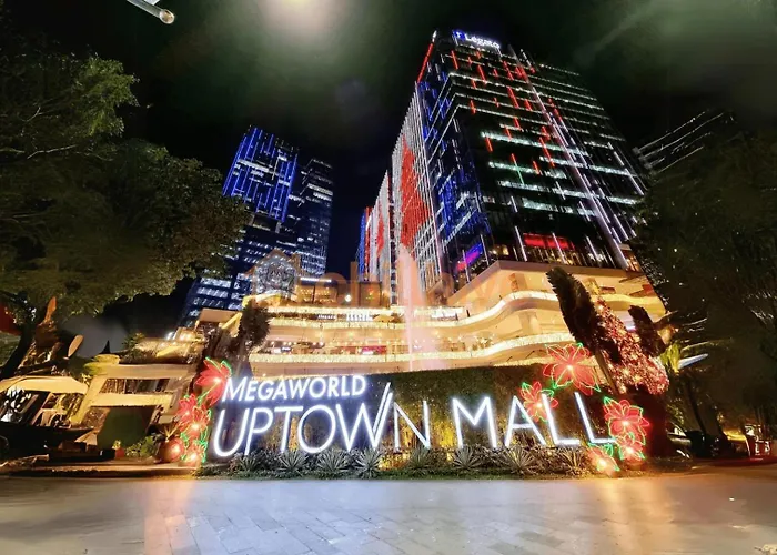 Holiday home Luxury Bgc Across Uptown Mall #ournw19a Manila