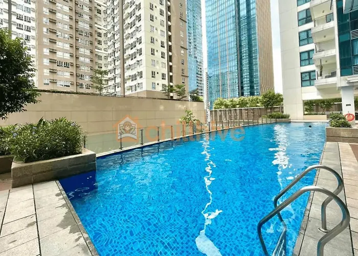 Holiday home Luxury Bgc Across Uptown Mall #ournw19a *