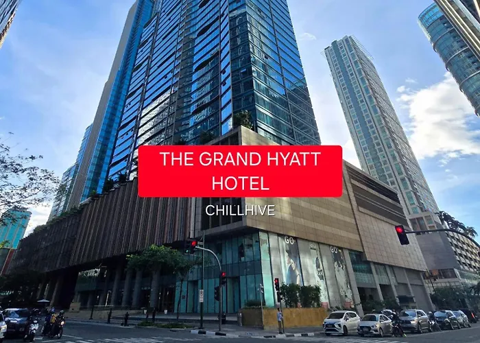 Holiday home Luxury Bgc Across Uptown Mall #ournw19a Manila